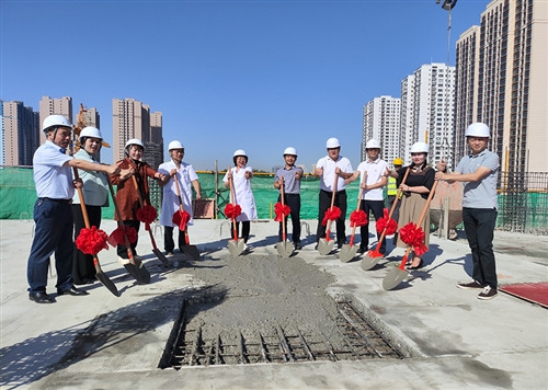 9月3日上午，金天川醫(yī)院隆重舉行喜封金頂儀式